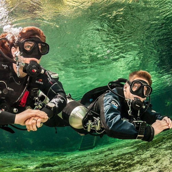 PADI Sidemount