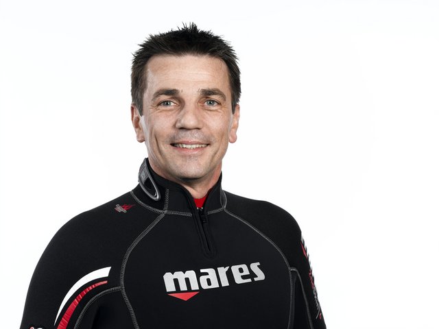 Manfred Lüthi Manfred Lüthi