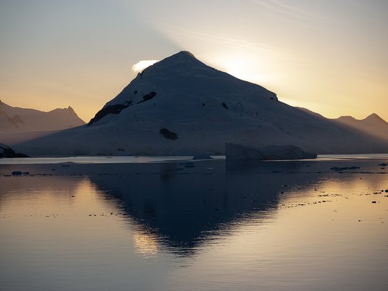 TSK Tauchreise in Antarktis Abenddämmerung