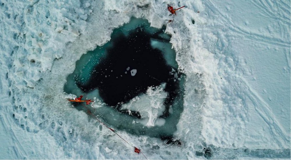 TSK Tauchreise in Antarktis Eistauchen