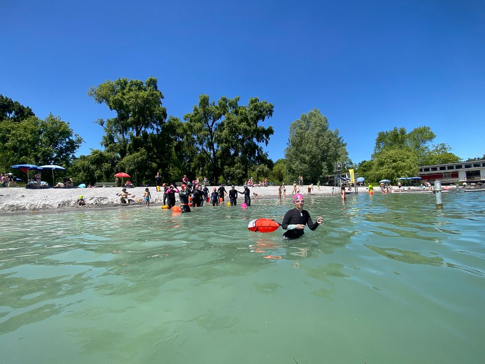 TSK Basic Open Water Swim Kurs Bild von Teilnehmenden TSK Basic Open Water Swim Kurs im Wasser