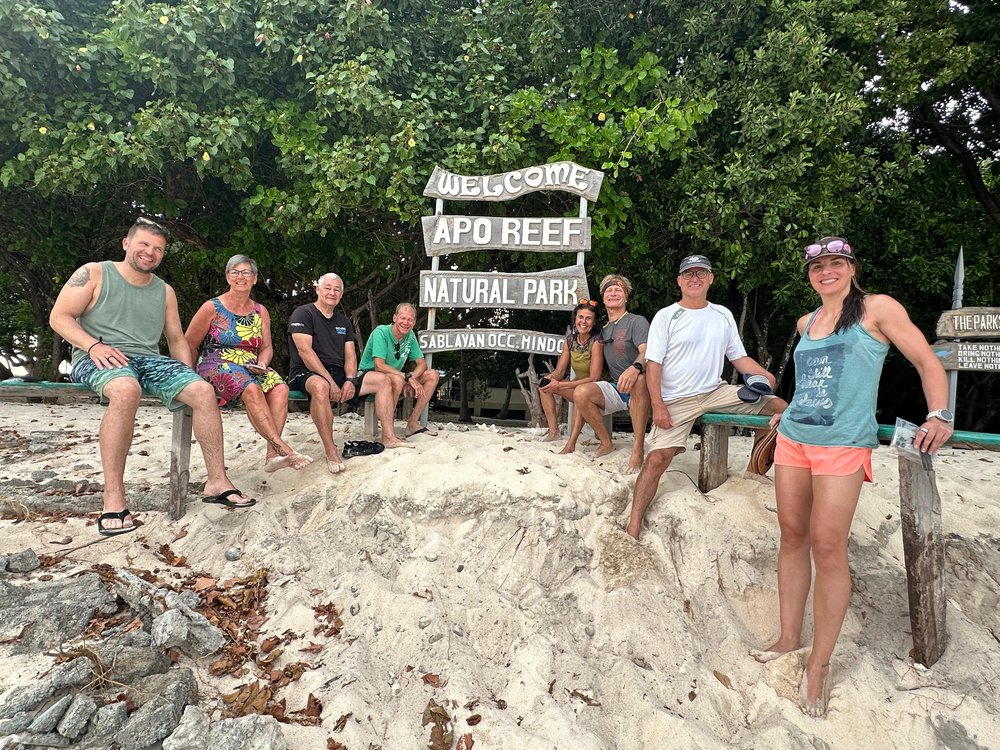 Gruppe beim Apo Reef Gruppe beim Apo Reef
