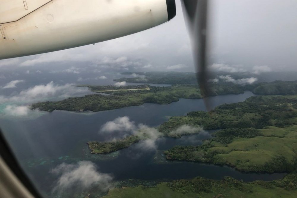 TSK Tauchreise in Papua Neuguinea PNG / Salomoninseln Aussicht aus Flugzeug